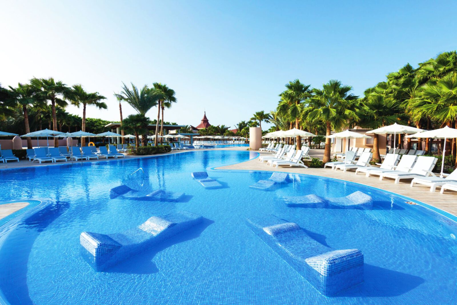 Ionion Beach Hotel – Klejnot Jońskiego Wybrzeża